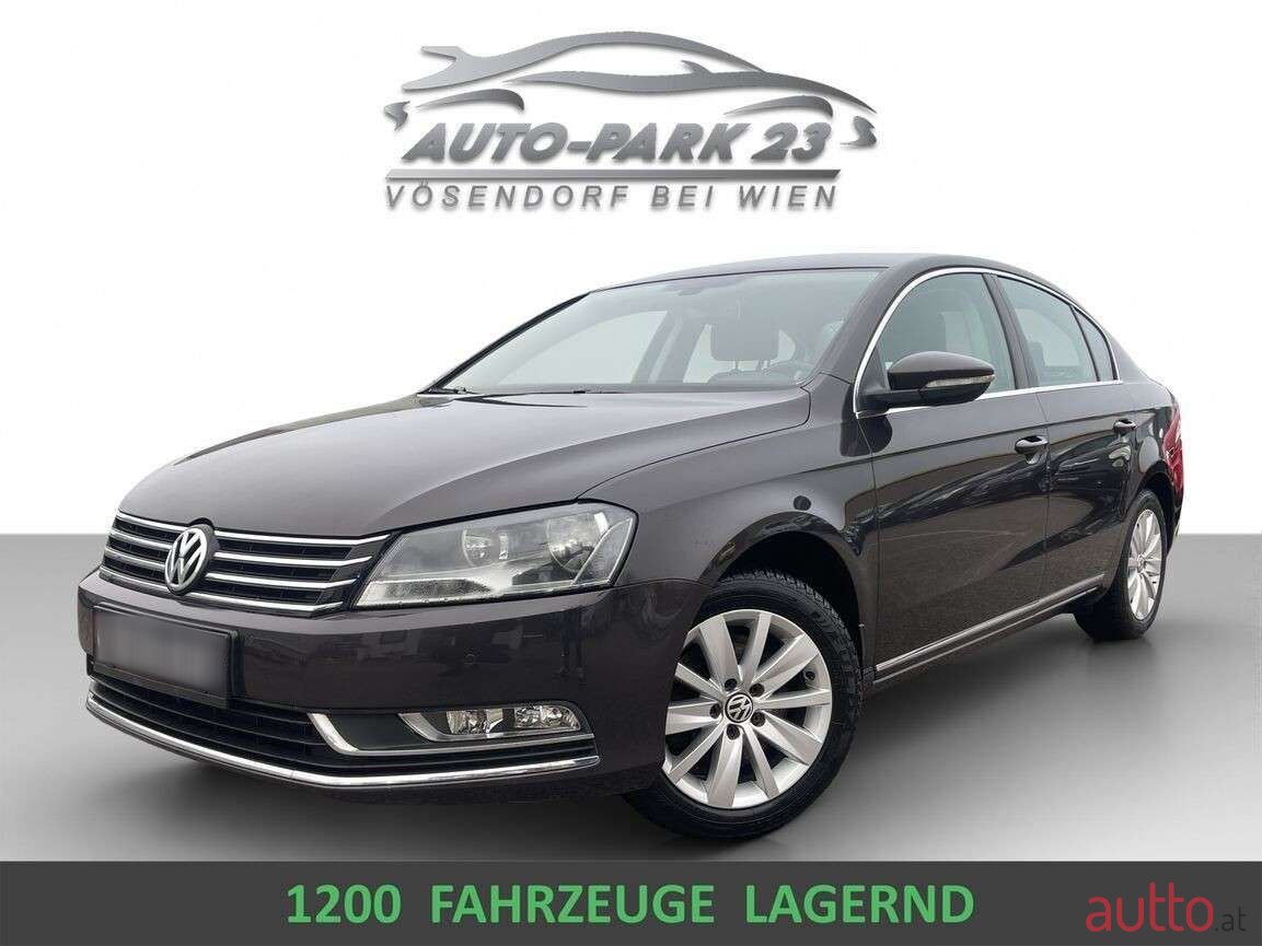 2011' Volkswagen Passat photo #1