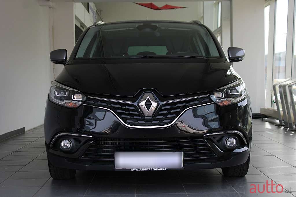 2017' Renault Grand Scenic photo #3