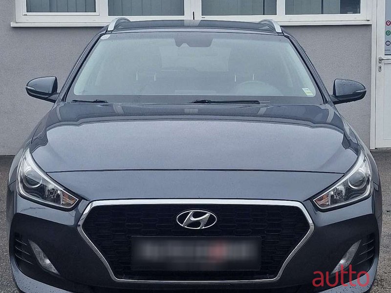 2018' Hyundai i30 photo #2