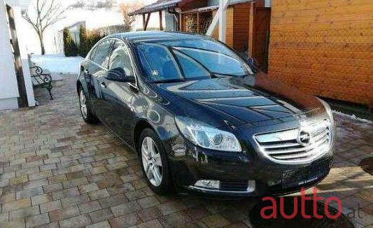 2012' Opel Insignia photo #1