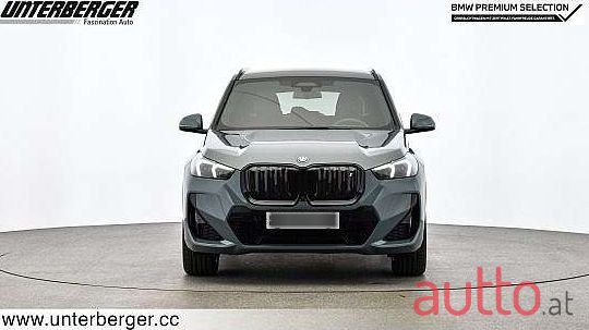 2023' BMW iX1 photo #2