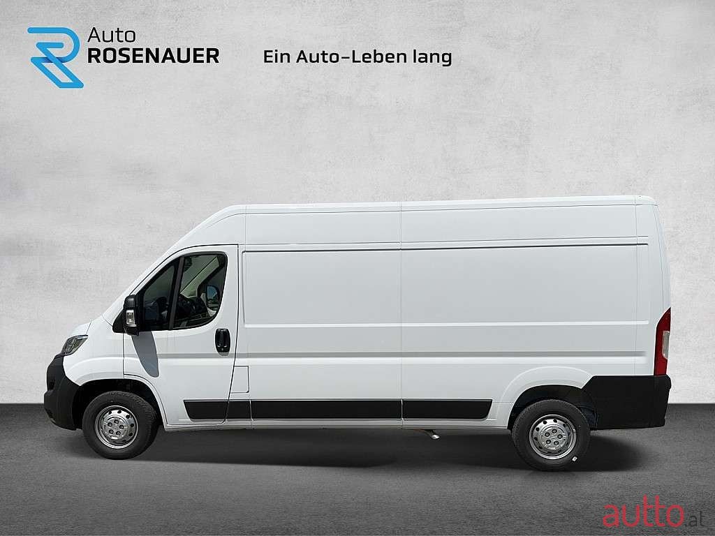 2023' Opel Movano photo #6