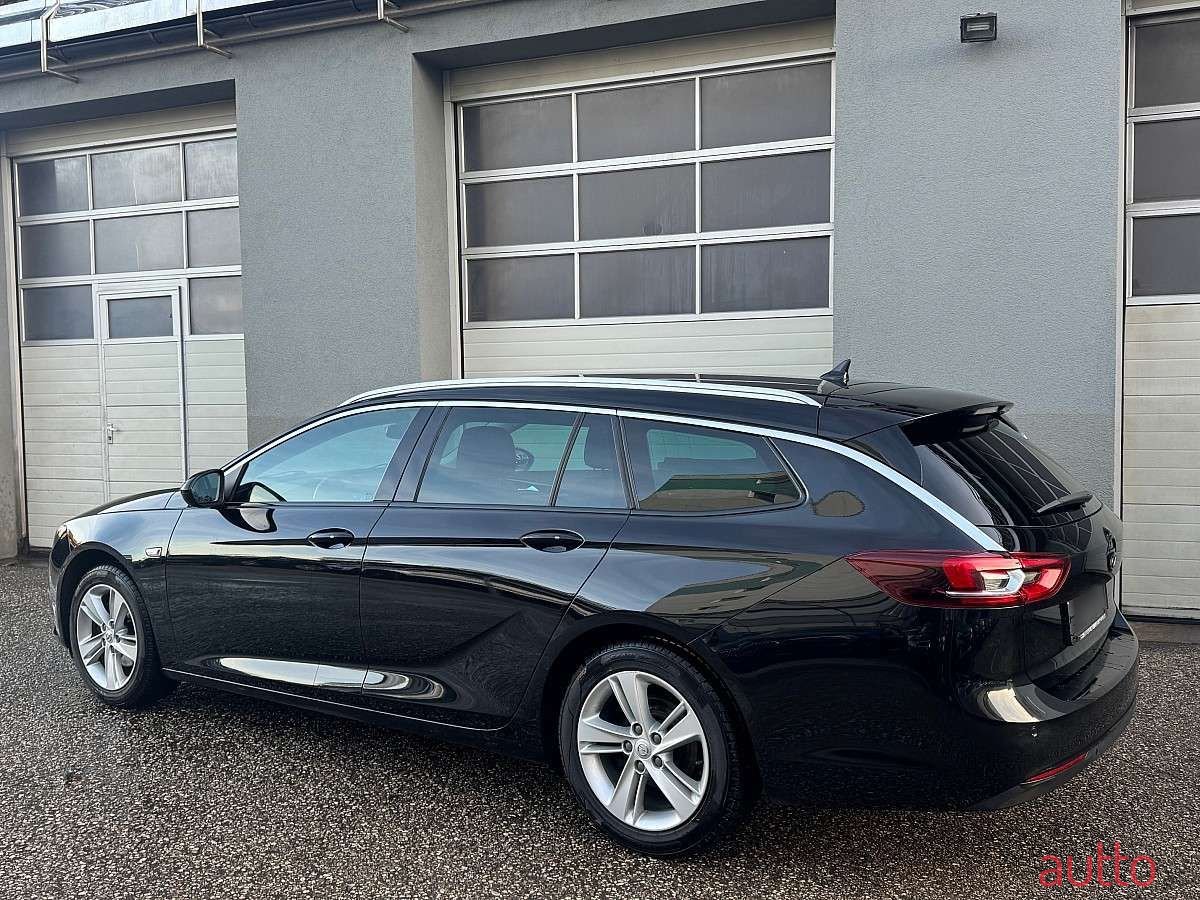 2020' Opel Insignia photo #4