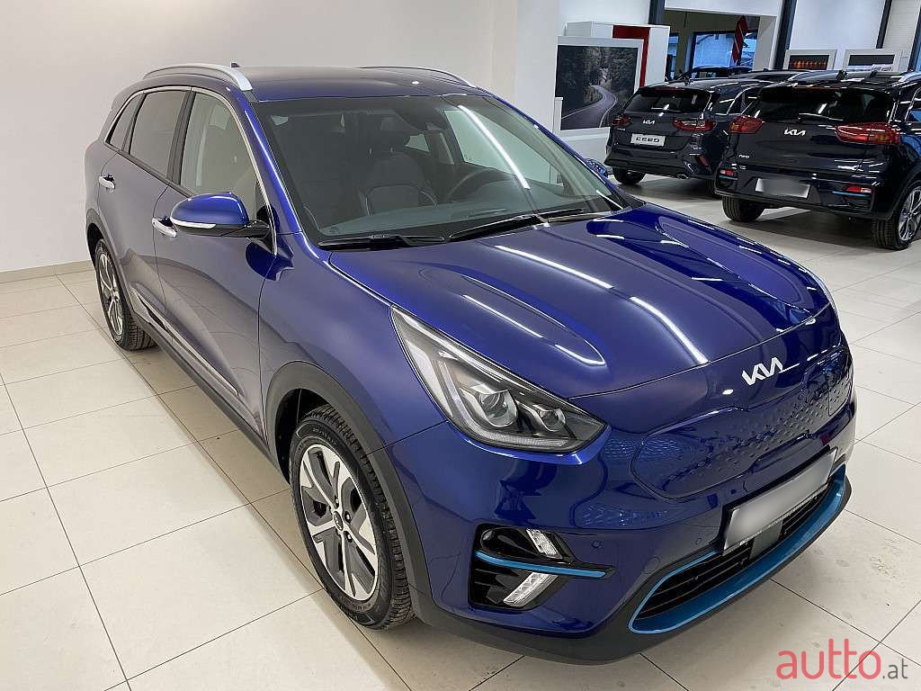 2022' Kia Niro photo #3