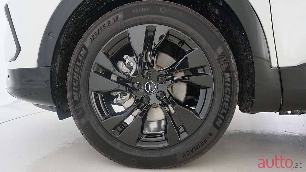 2024' Opel Grandland photo #5