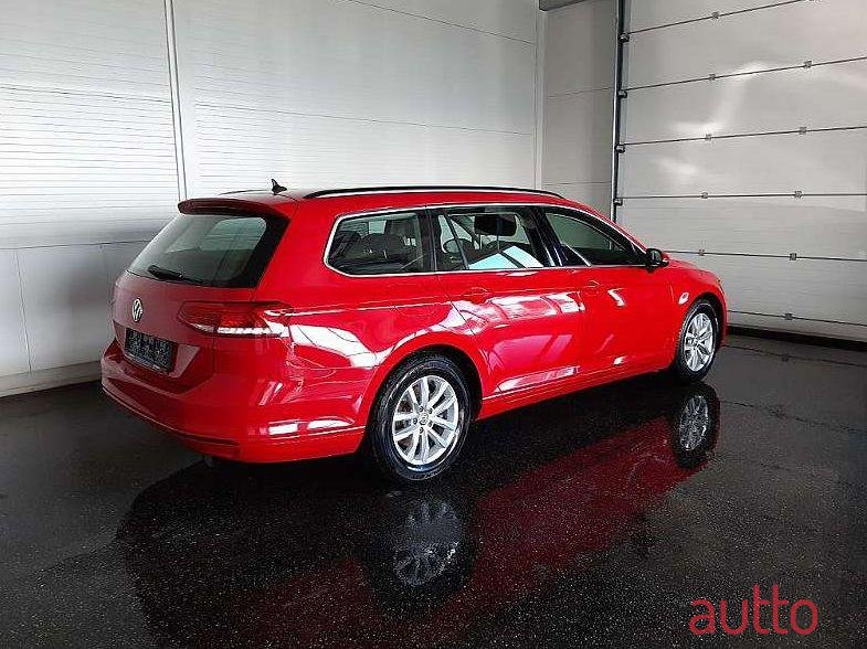 2018' Volkswagen Passat photo #1