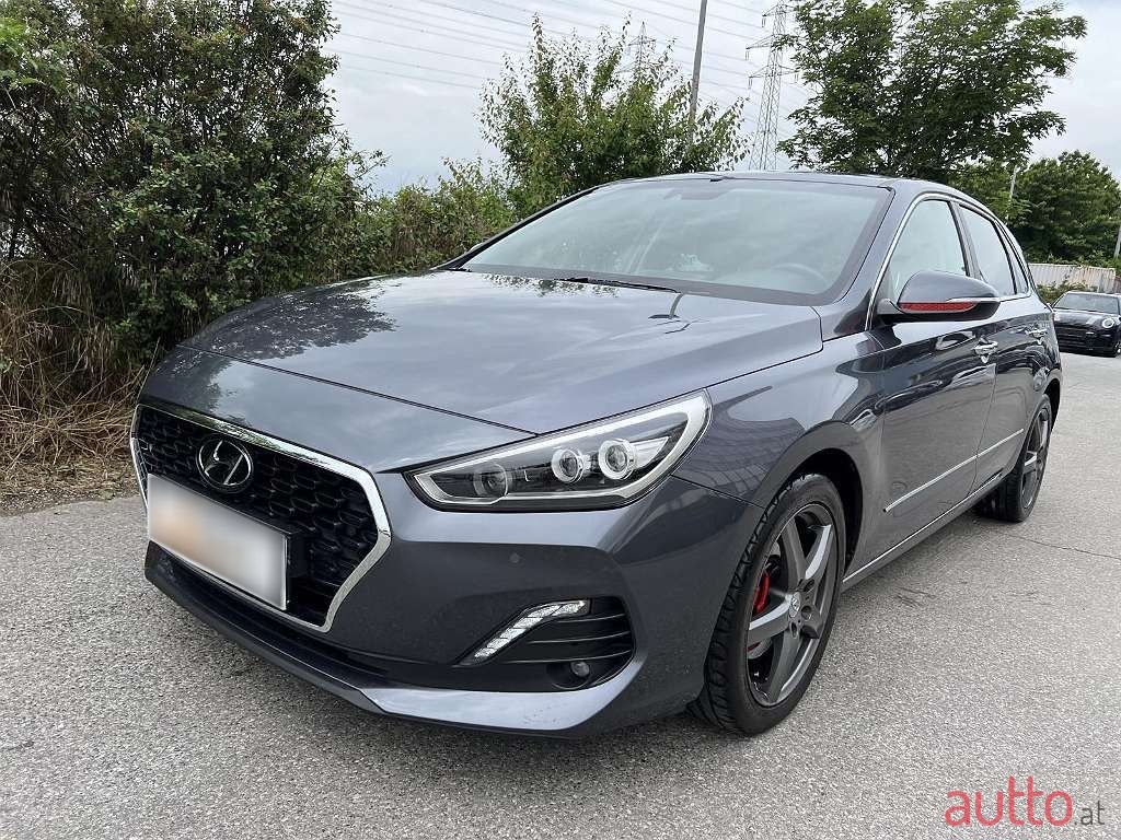 2020' Hyundai i30 photo #4