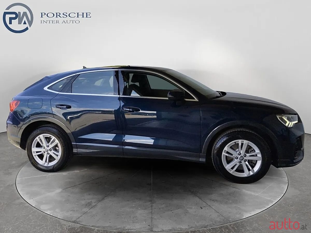 2020' Audi Q3 photo #5