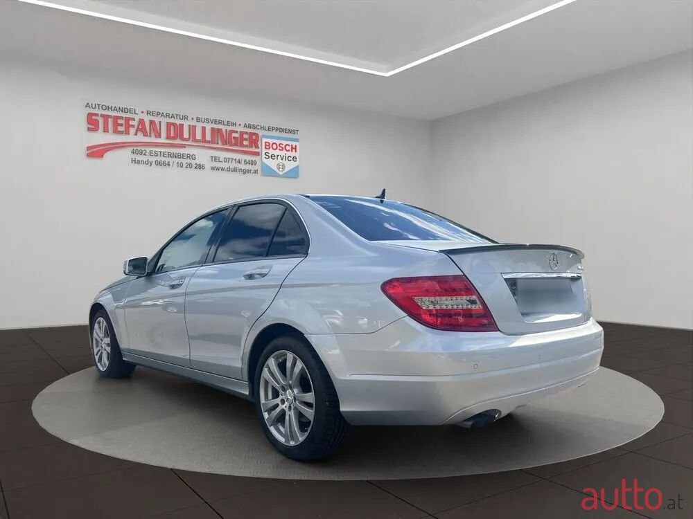 2014' Mercedes-Benz C-Klasse photo #2