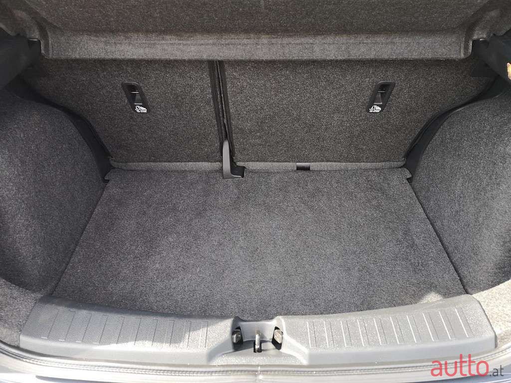 2017' Nissan Micra photo #2