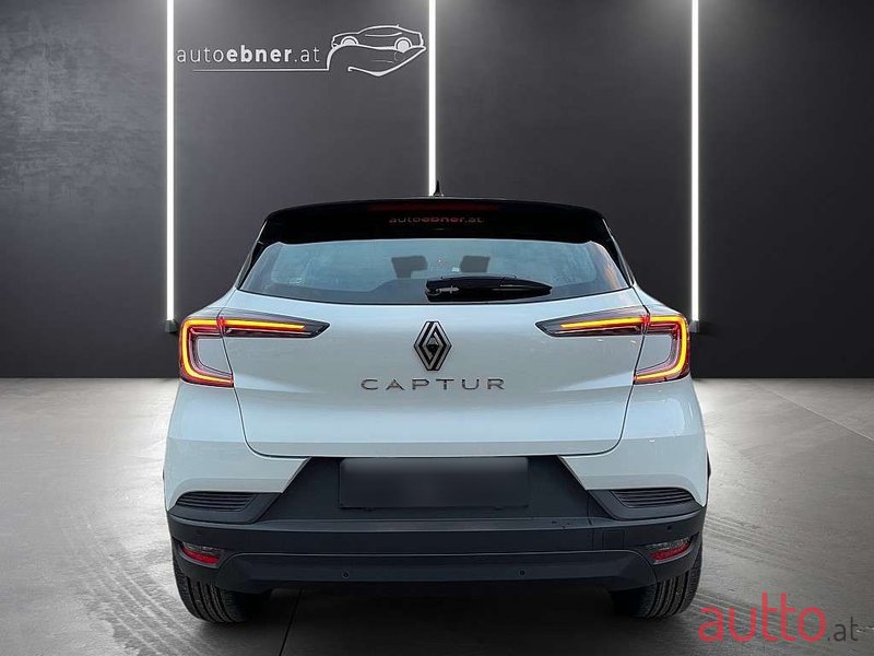 2024' Renault Captur photo #6