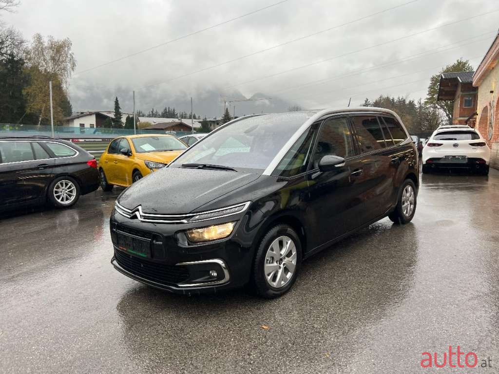 2018' Citroen Grand C4 Spacetourer photo #2