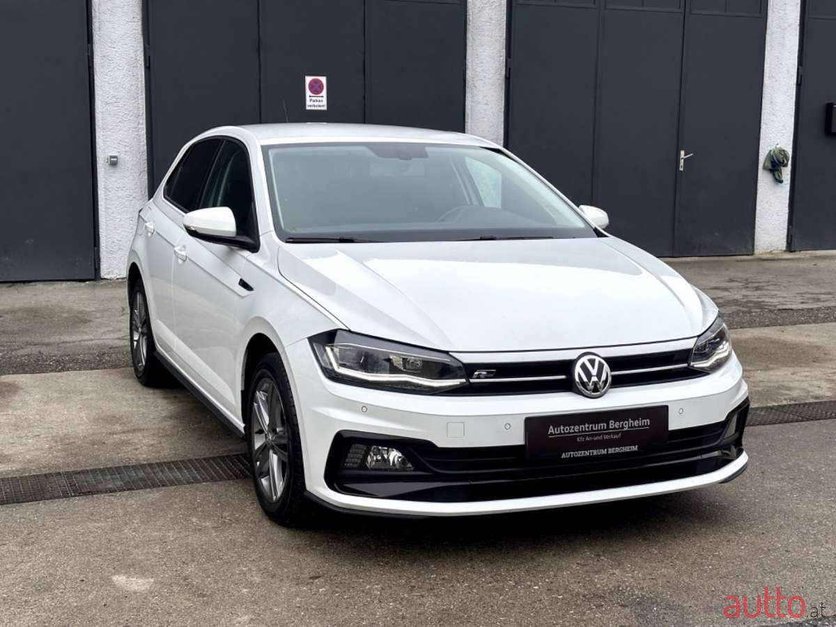 2019' Volkswagen Polo photo #1