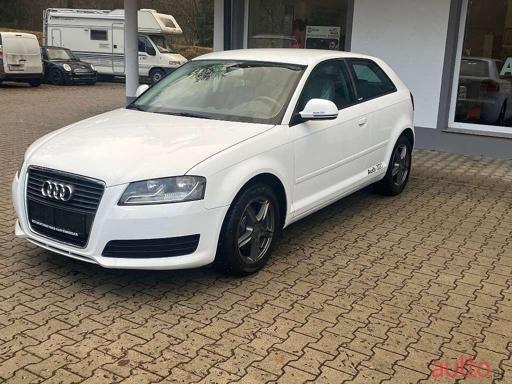 2010' Audi A3 photo #3