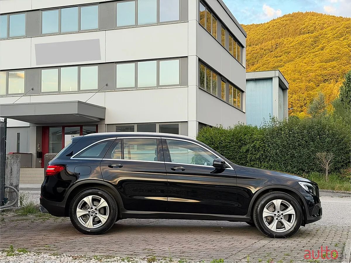 2018' Mercedes-Benz Glc-Klasse photo #6