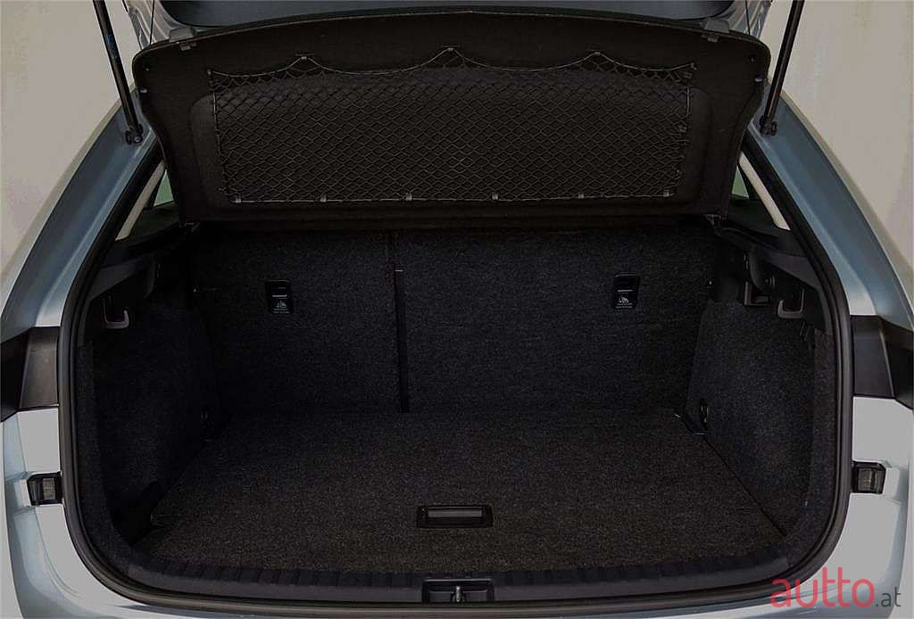 2019' Skoda Scala photo #4