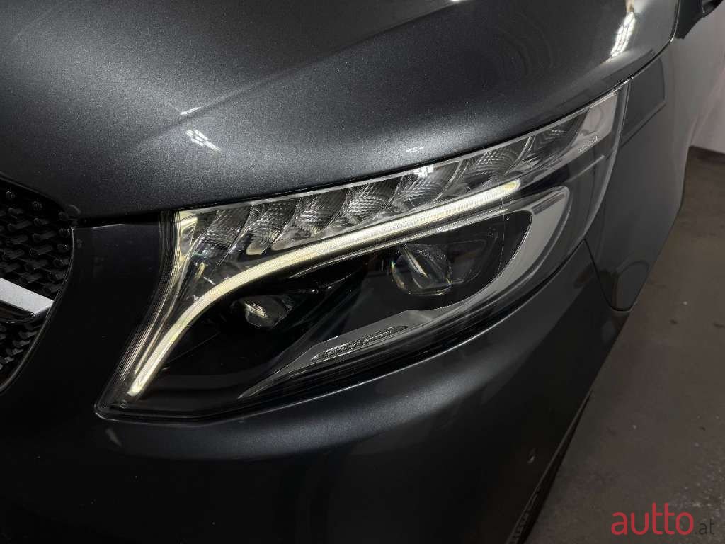 2020' Mercedes-Benz V-Klasse photo #6
