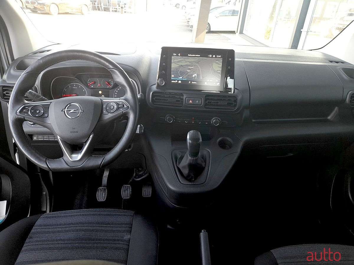 2020' Opel Combo photo #3