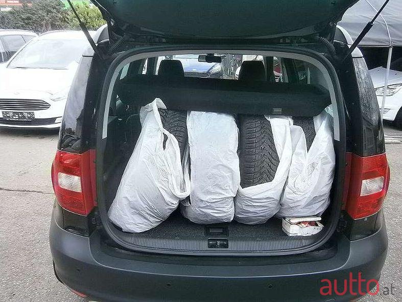 2012' Skoda Yeti photo #4