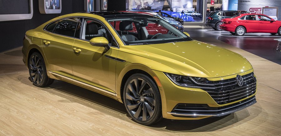 Volkswagen Arteon could get V6 option, shooting brake version