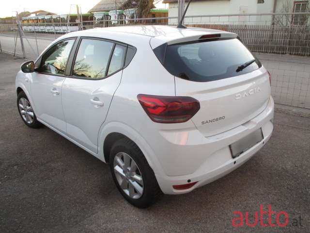 2023' Dacia Sandero photo #4