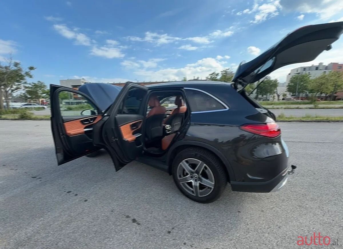 2023' Mercedes-Benz Glc-Klasse photo #3