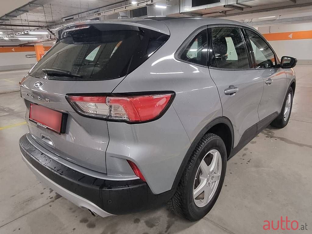 2022' Ford Kuga photo #6