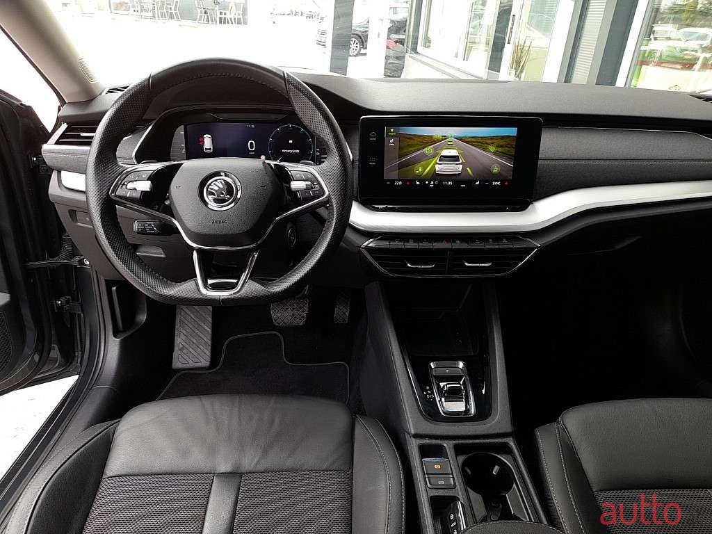 2021' Skoda Octavia photo #3