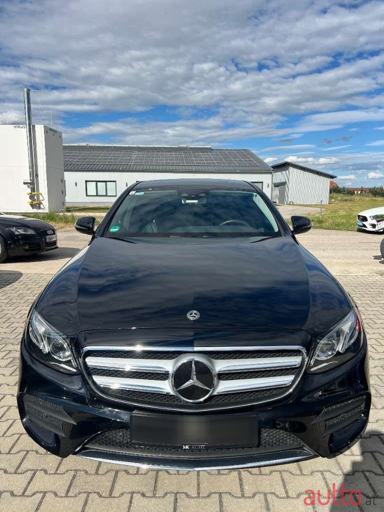 2019' Mercedes-Benz E-Klasse photo #2