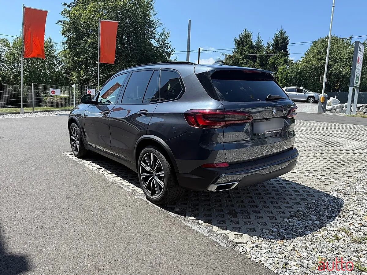 2021' BMW X5 photo #4