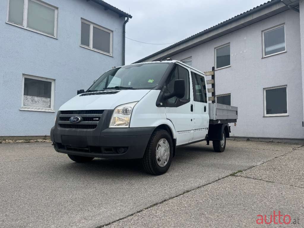 2009' Ford Chassis photo #1