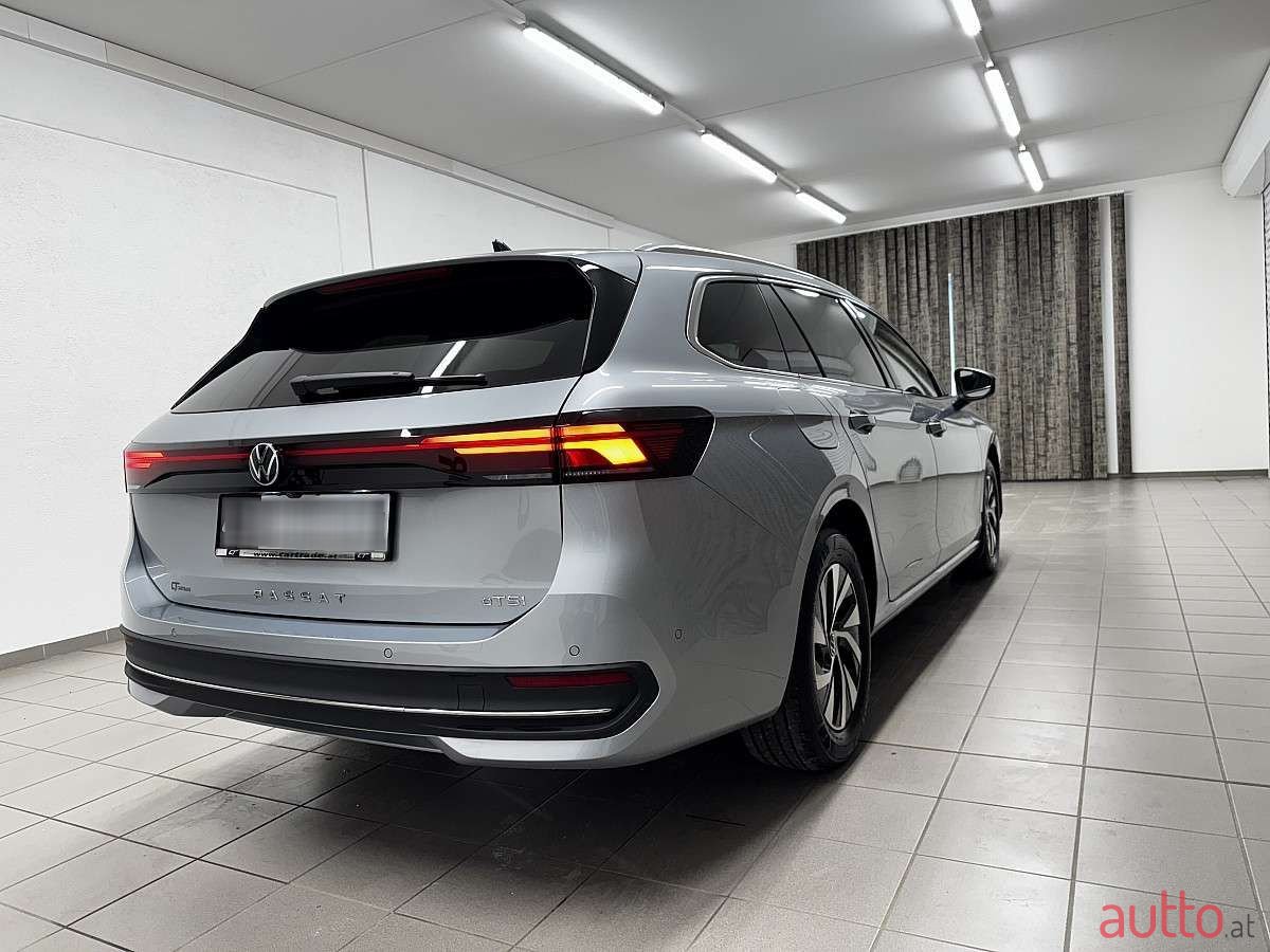 2024' Volkswagen Passat photo #5