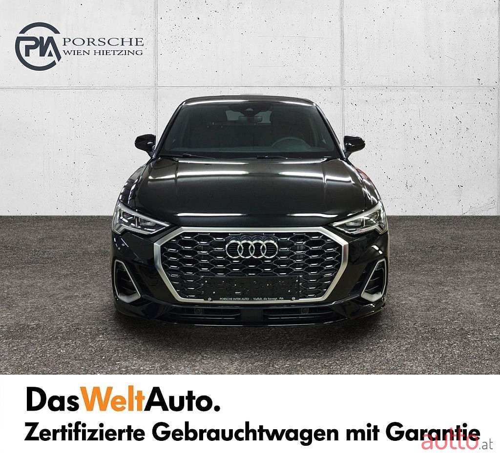 2023' Audi Q3 photo #2