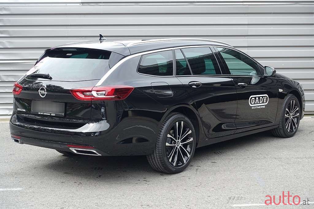 2022' Opel Insignia photo #5