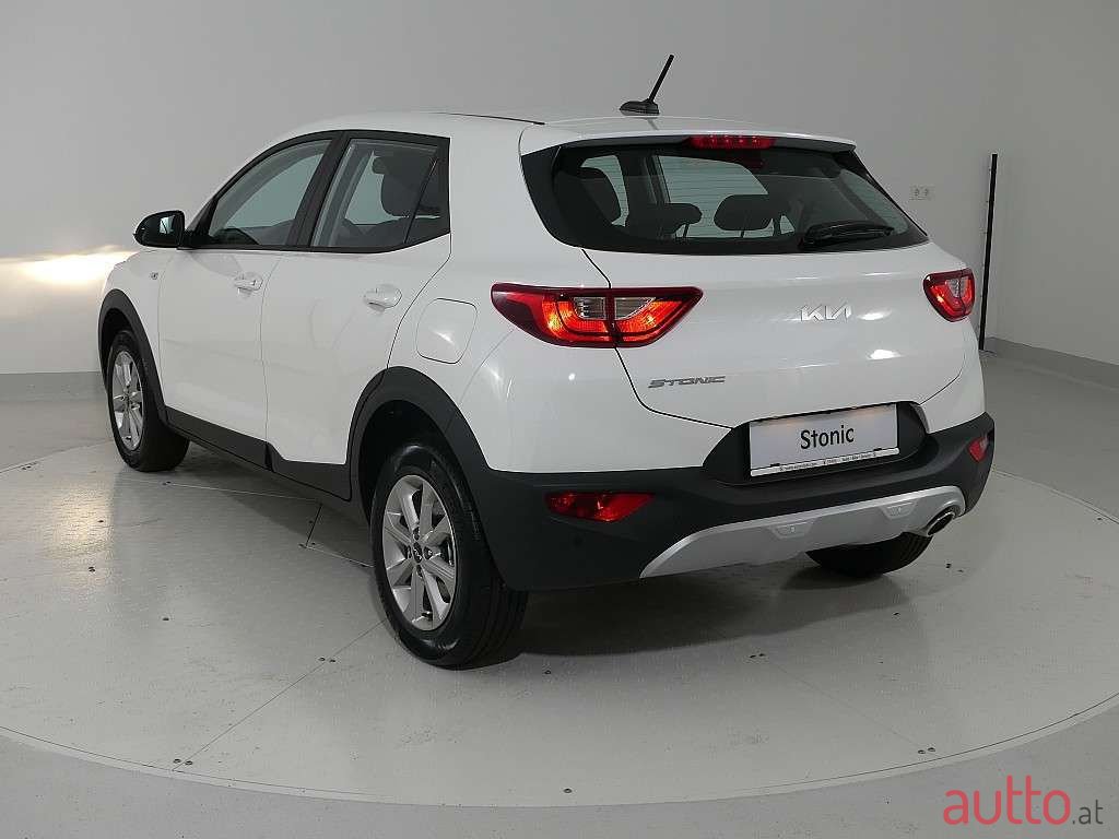 2022' Kia Stonic photo #4