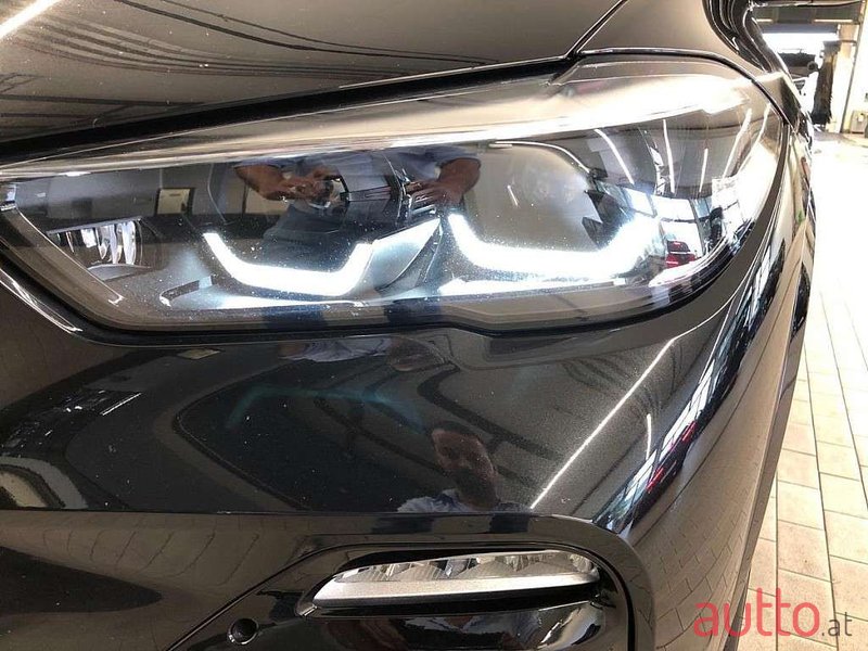 2021' BMW X5 photo #3