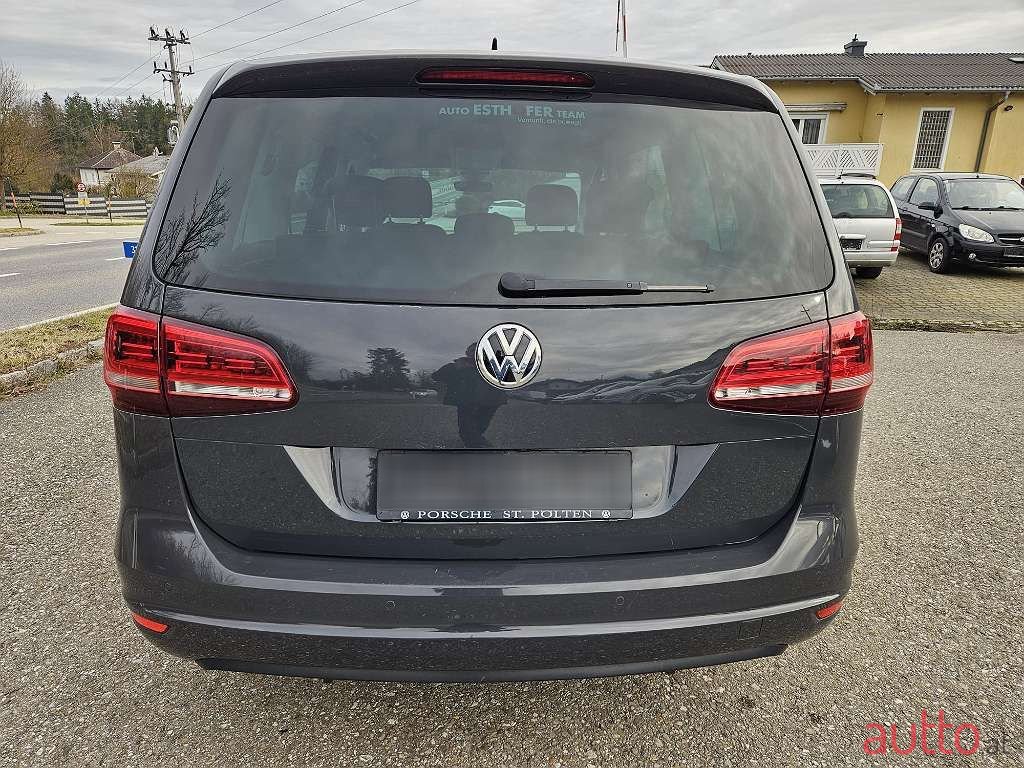 2019' Volkswagen Sharan photo #6