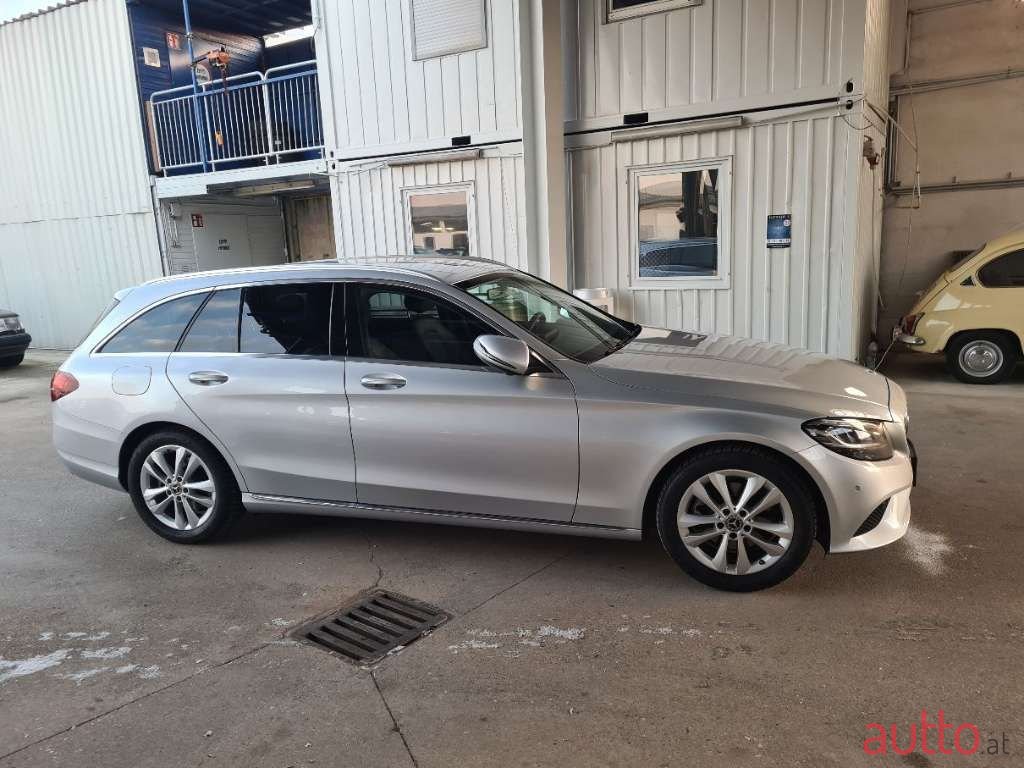 2020' Mercedes-Benz C-Klasse photo #4