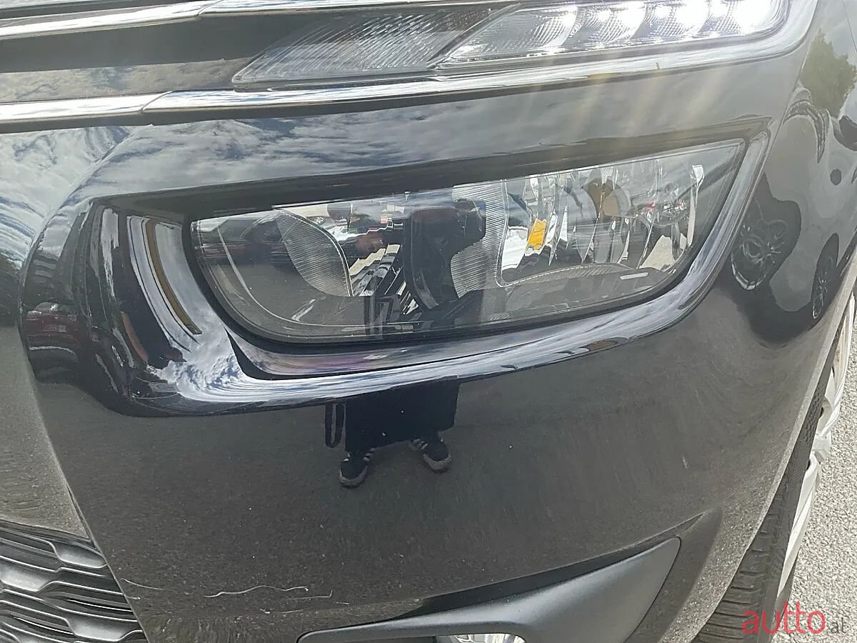 2015' Citroen Grand C4 Picasso photo #3