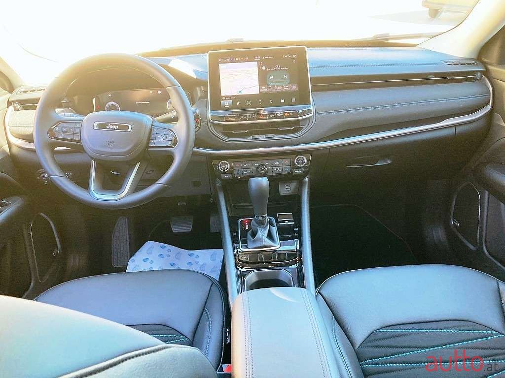 2022' Jeep Compass photo #5