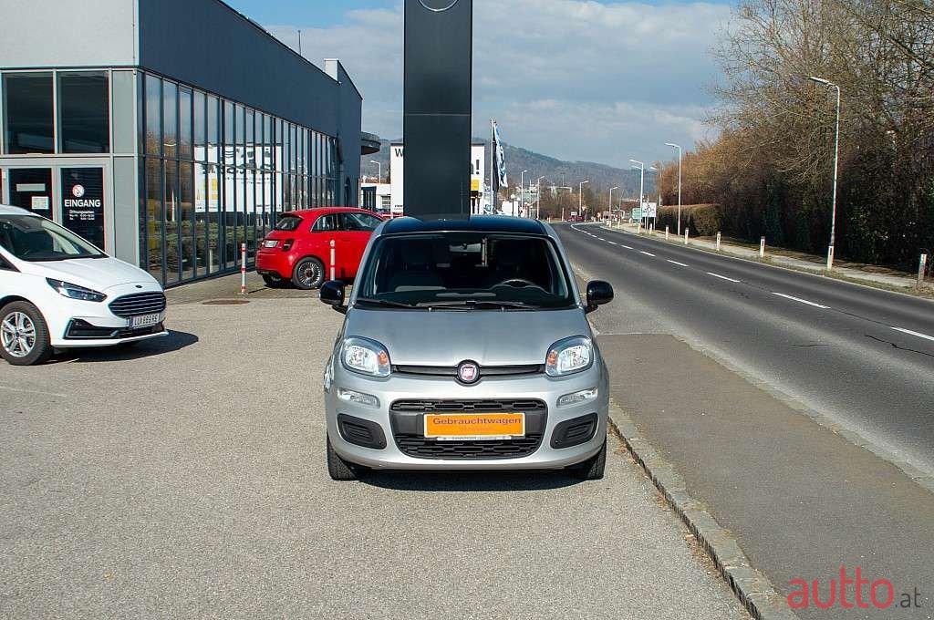 2015' Fiat Panda photo #1