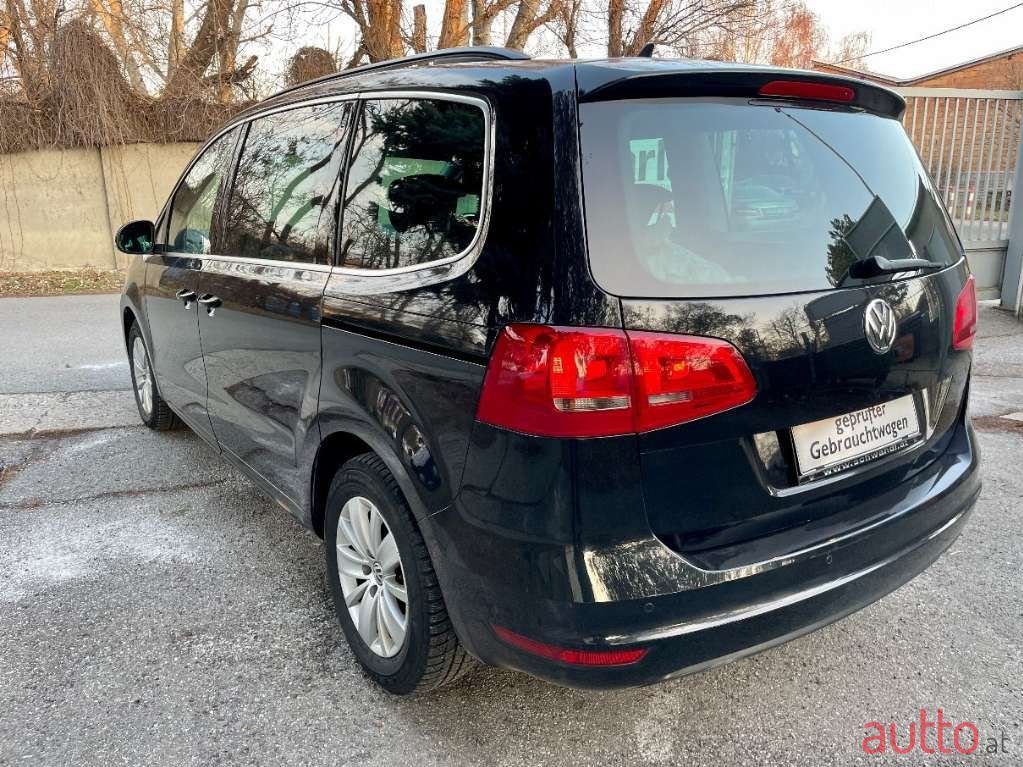 2010' Volkswagen Sharan photo #6