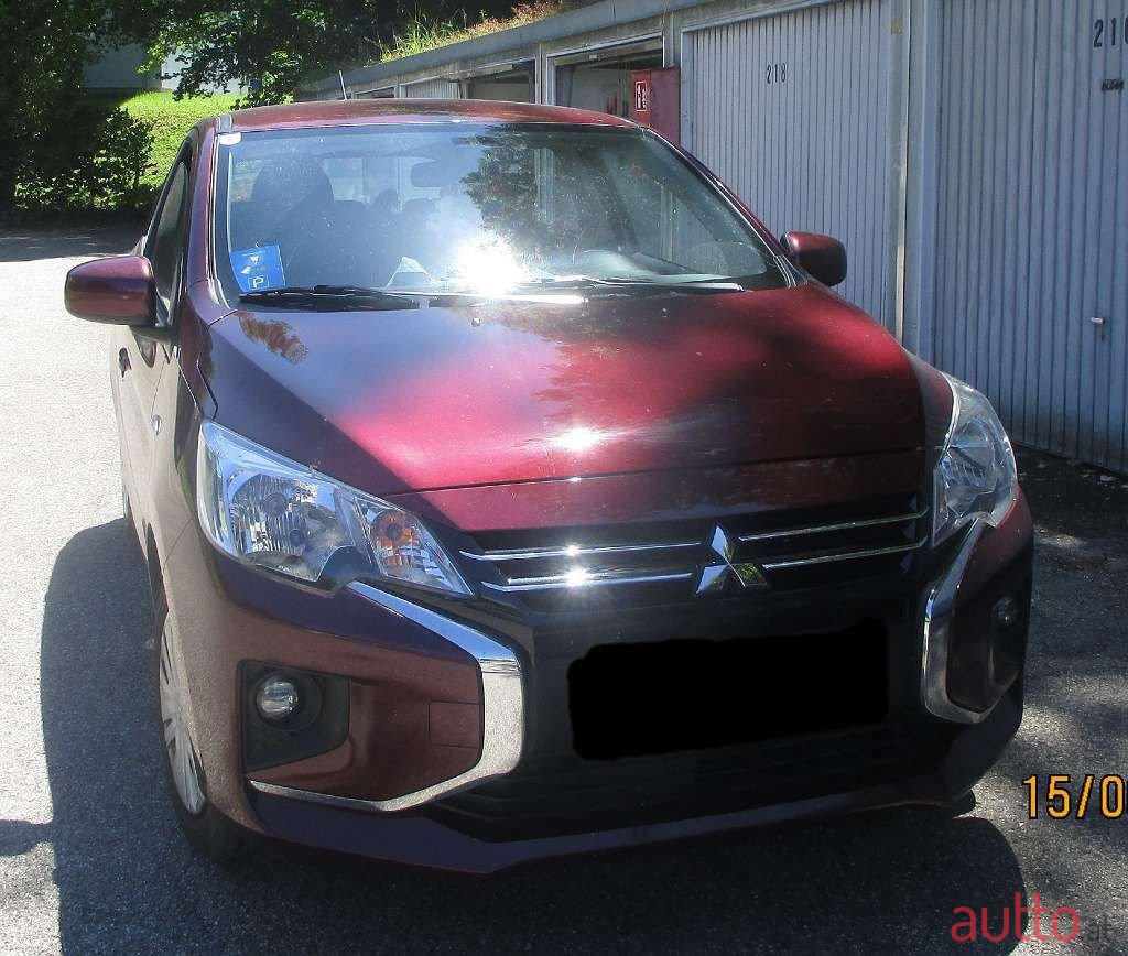 2020' Mitsubishi Space Star photo #3