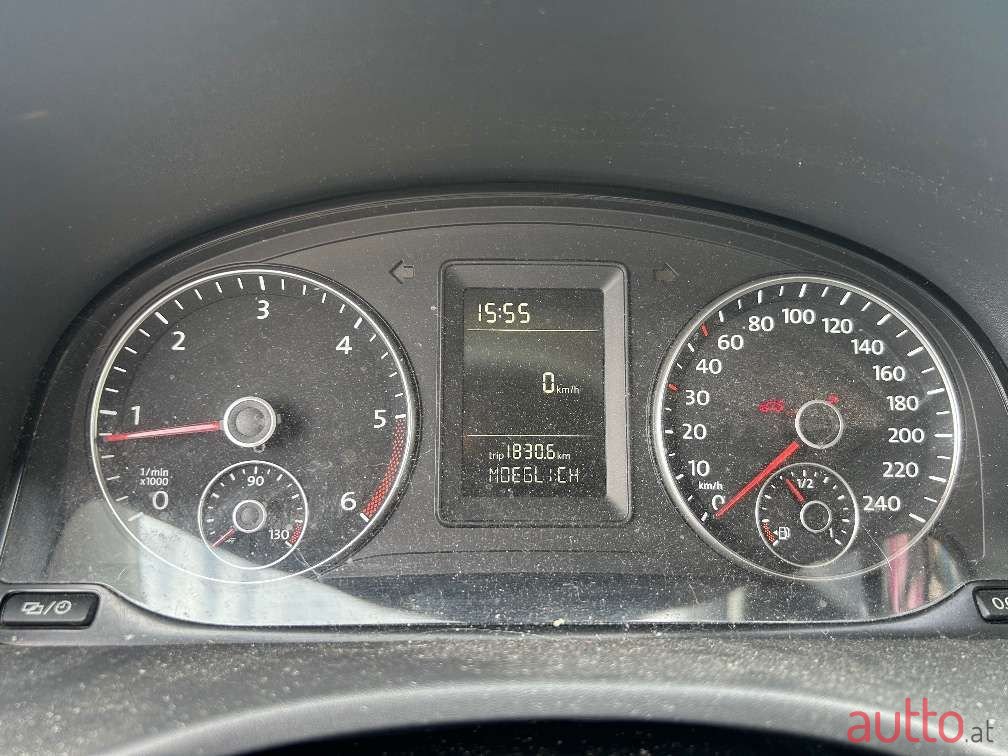 2013' Volkswagen Caddy photo #6