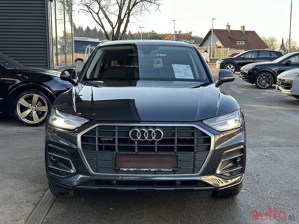 2022' Audi Q5 photo #2