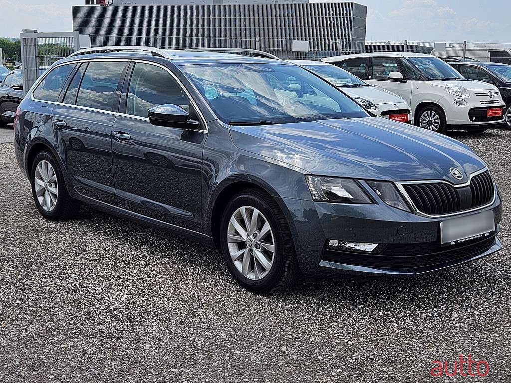 2017' Skoda Octavia photo #3