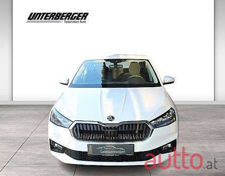 2022' Skoda Fabia photo #2