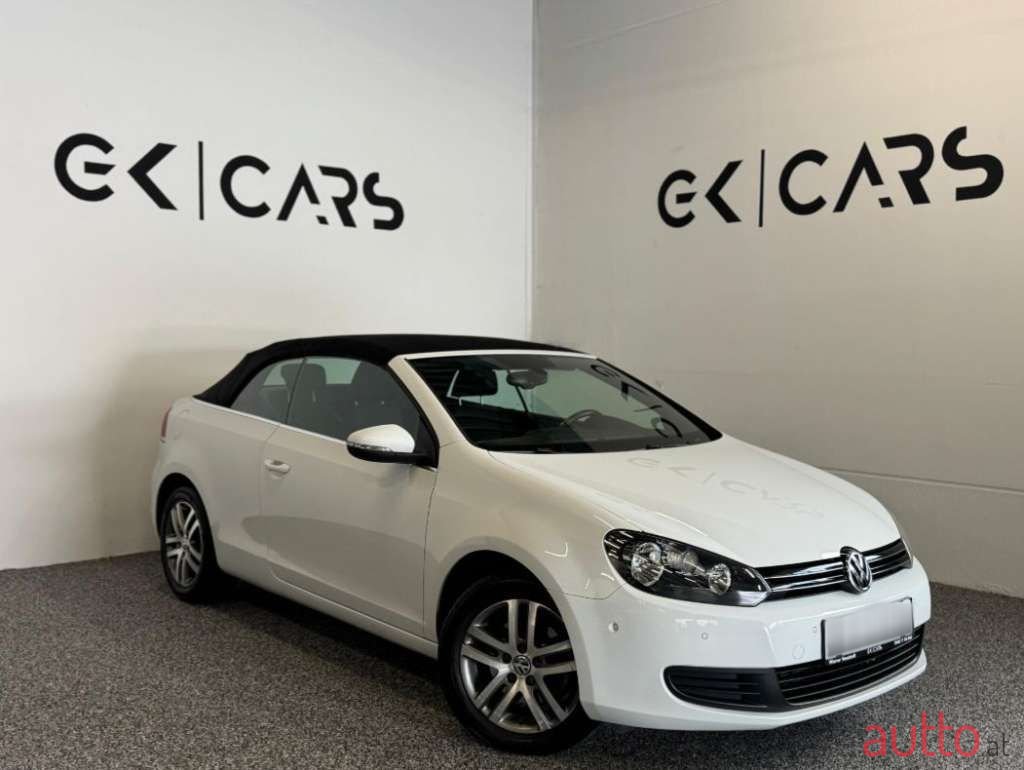 2015' Volkswagen Golf photo #2