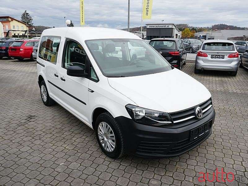 2017' Volkswagen Caddy photo #2