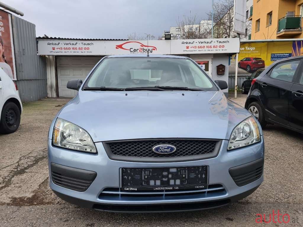 2005' Ford Focus photo #2